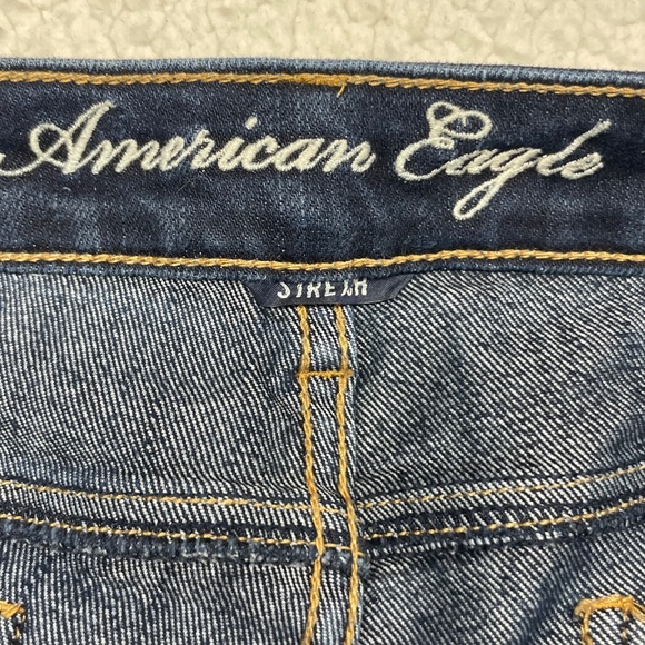 Women’s Blue 14 American Eagle Stretch Short Capri’s - Picture 9 of 15
